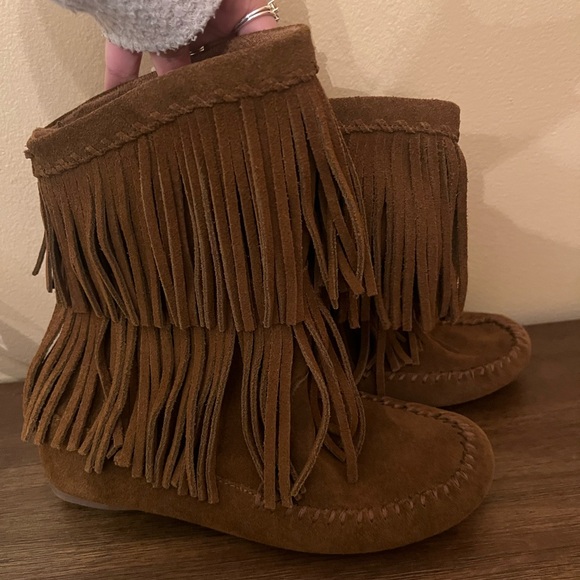 Minnetonka 3-Layer suede brown Fringe Boot size 7 - Picture 1 of 7